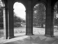 400270 Gezicht op het park Willinkshof te Driebergen-Rijsenburg, vanuit de koepel.